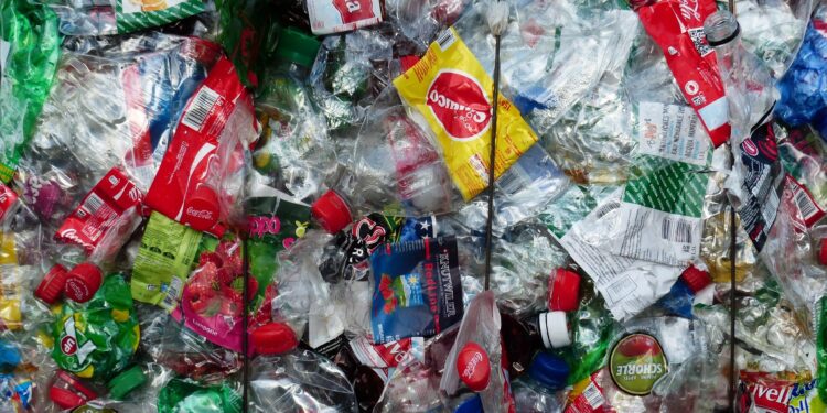 Plastiques agricoles et alimentaires : les scientifiques tirent la sonnette d’alarme