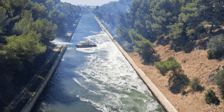 incendie Port de Bouc