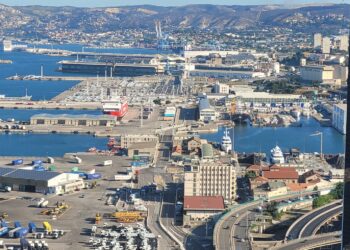 Pennes-Mirabeau – Marseille : l’incendie « en régression », retour progressif à la normale