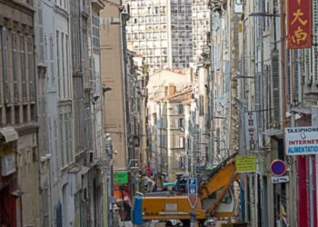 Noailles, centre ville de Marseille où les premiers permis de louer ont été mis en place à Aix-Marseille-Provence / (Crédit : archives Gomet')