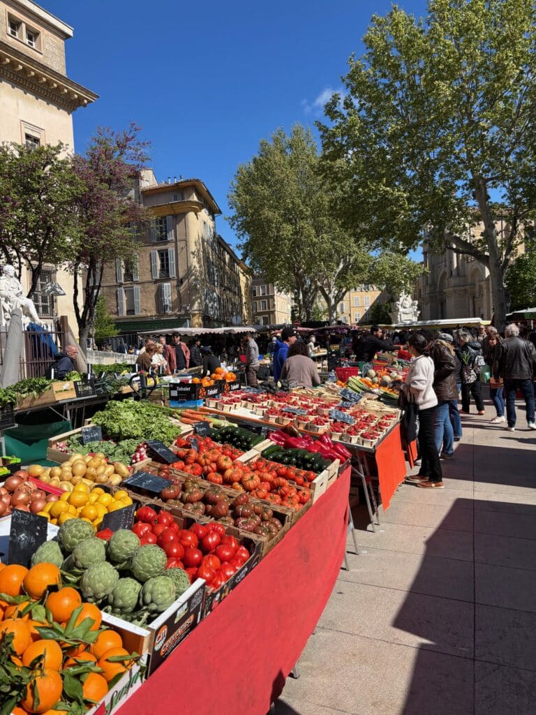 marchés plein air Aix place des Prêcheurs
