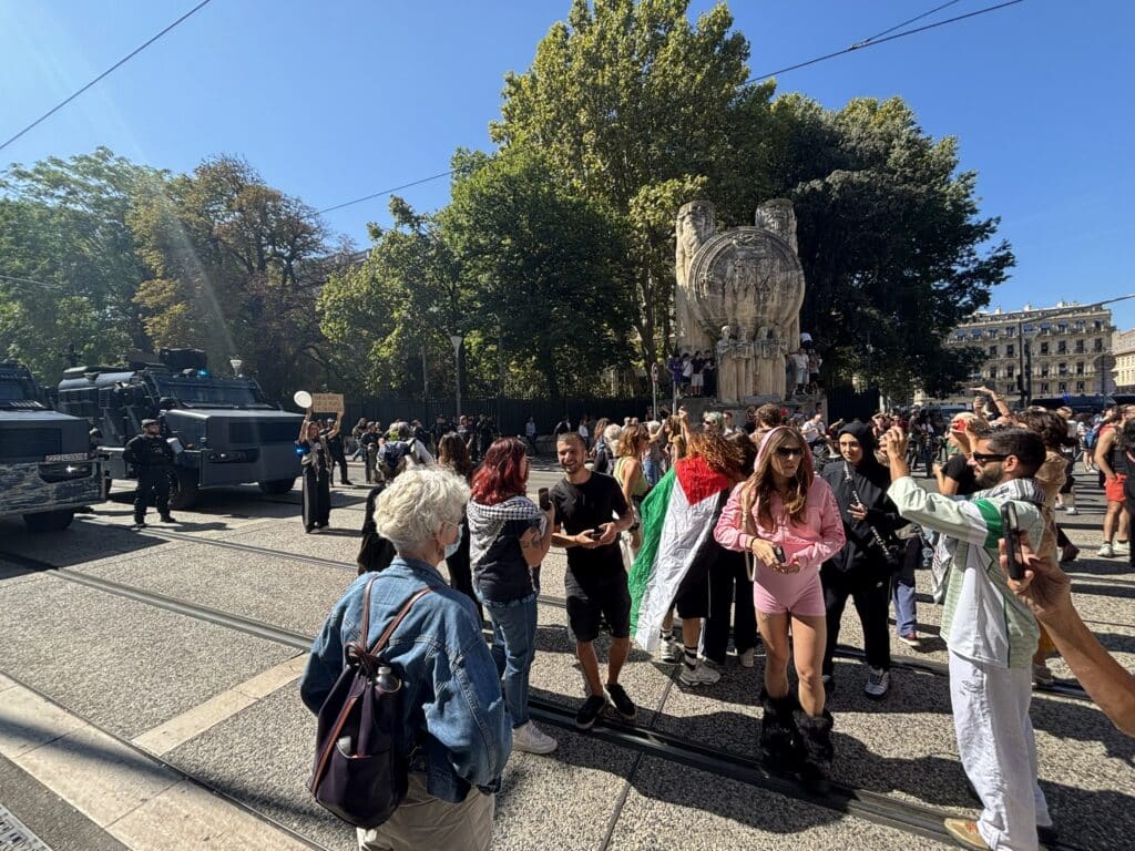Bloquons tout : manifestation du 10 septembre à Marseille (Crédit Gomet')