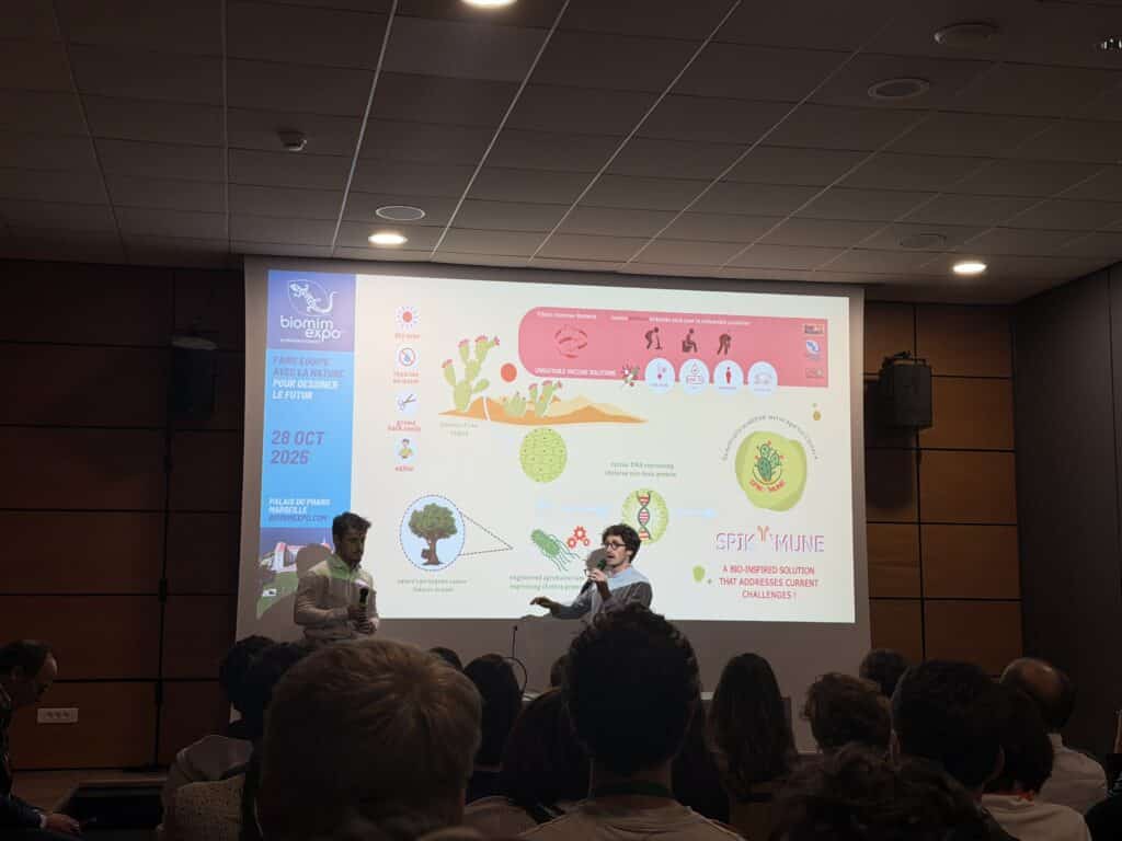 Présentation de Spiky Mune dans la salle 120 lors de la Biomim’expo