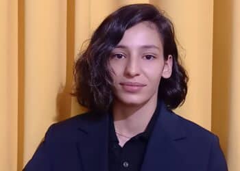 La comédienne Nadia Melliti (crédit photo Adrienne Bagdadlian)