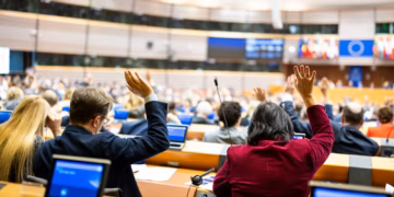 Finance verte : la « simplification », alibi boiteux du « backlash » écologique