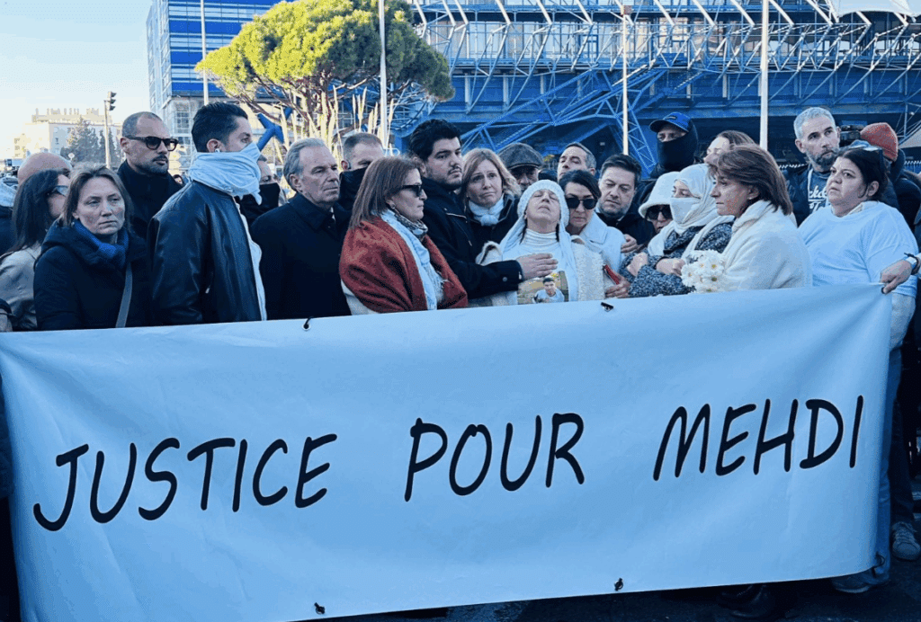 Marche blanche pour Medhi Kessaci à Marseille (Crédit @RenaudMuselier)