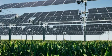 STMicroelectronics s’engage pour 15 ans avec TSE (06)