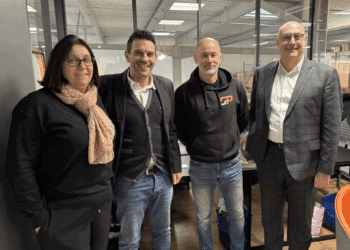 Les dirigeants de Sport Pro Group entourés des experts d'Odycé Meditec (Crédit Gomet')