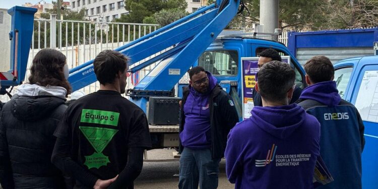 Forum des métiers de la filière des réseaux électriques_2