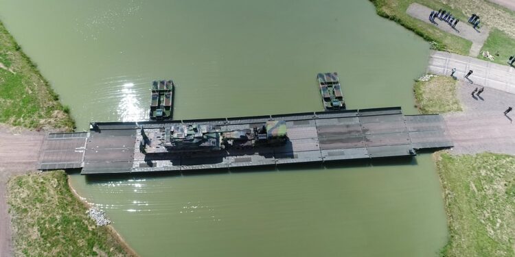 Défense : CNIM (Var) remporte le marché des nouveaux ponts mobiles du Génie