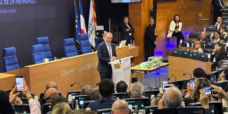 Vidéo : suivez en direct le conseil métropolitain, Nicolas Isnard élu