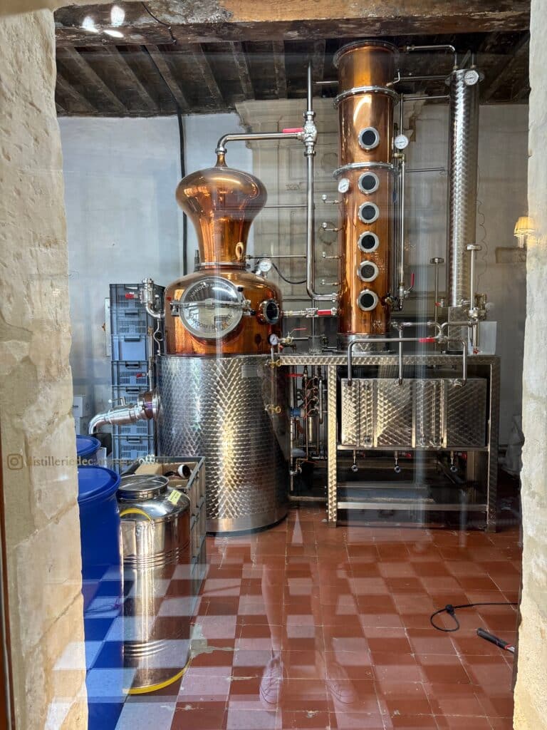 L'alambic de la Distillerie de Camargue Bigourdan