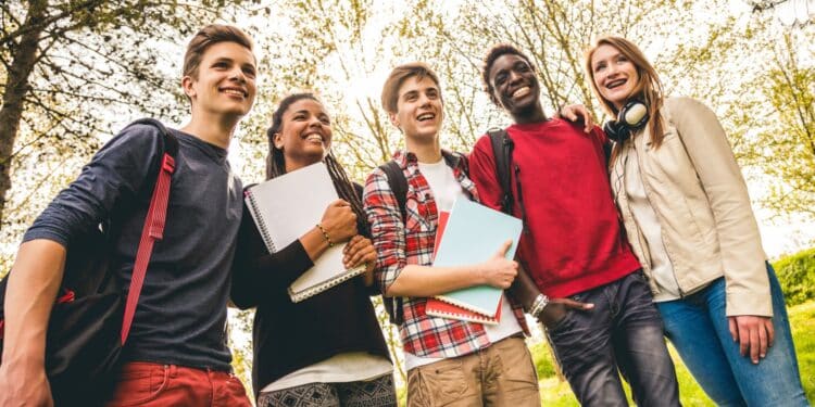 Pourquoi intégrer une école de commerce à Paris ?