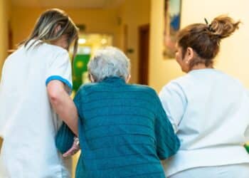 Aidants à Aix : comment organiser la suite après l&rsquo;hospitalisation d&rsquo;une personne âgée ?