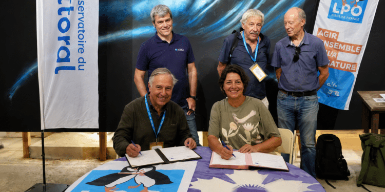 Allain Bougrain Dubourg et Agnès Langevine, convention de partenariat LPO