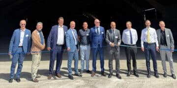 Inauguration du nouveau terminal minéralier HES à Fos, en présence du maire de Gardanne, Hervé Granier, du maire de Fos-sur-Mer, Philippe Maurizot, du sous-préfet d'Aix-en-Provence, du sous-préfet d'Istres, du président du GPMM et du directeur général d'Alteo (entre autres) - Crédits photo : DR