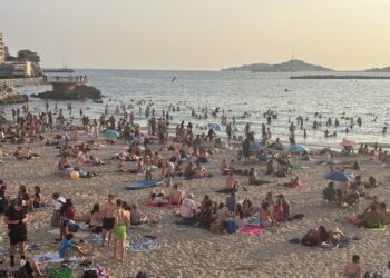 canicule la plage des Catalans