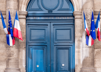 Porte du Sénat, que franchiront en septembre 8 députés des Bouches-du-Rhône