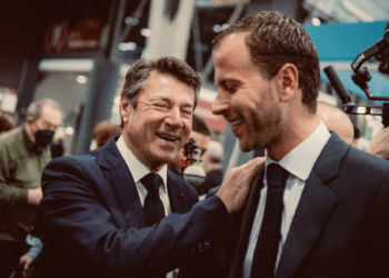 Pierre-Louis Cros avec Christian Estrosi (Crédit DR/capture X @plcros)