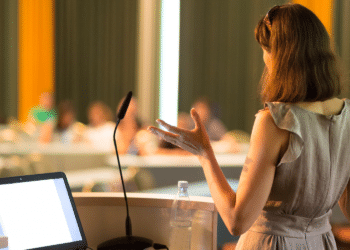 Présentations d&rsquo;entreprise : pourquoi les directions confient leurs slides à des experts