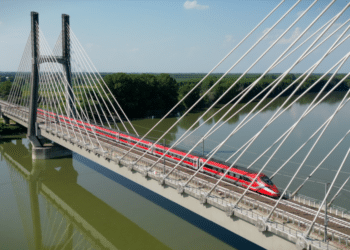 Trenitalia France Hirachi Rail Londres