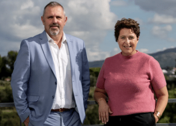 Michel Feraud, PDG et co-fondateuir de Provepharm et Hélène Thomas, Directrice générale déléguée de Provepharm (Crédit Provepharm)