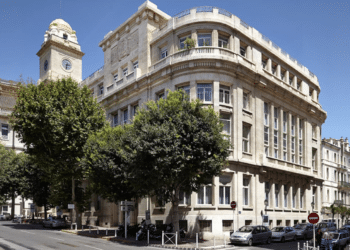 Le Cercle naval de Toulon accueillera en 2027 une école d'ingénieurs - Image retouchée avec l'IA - © SGA Com / Frederic Pauvarel