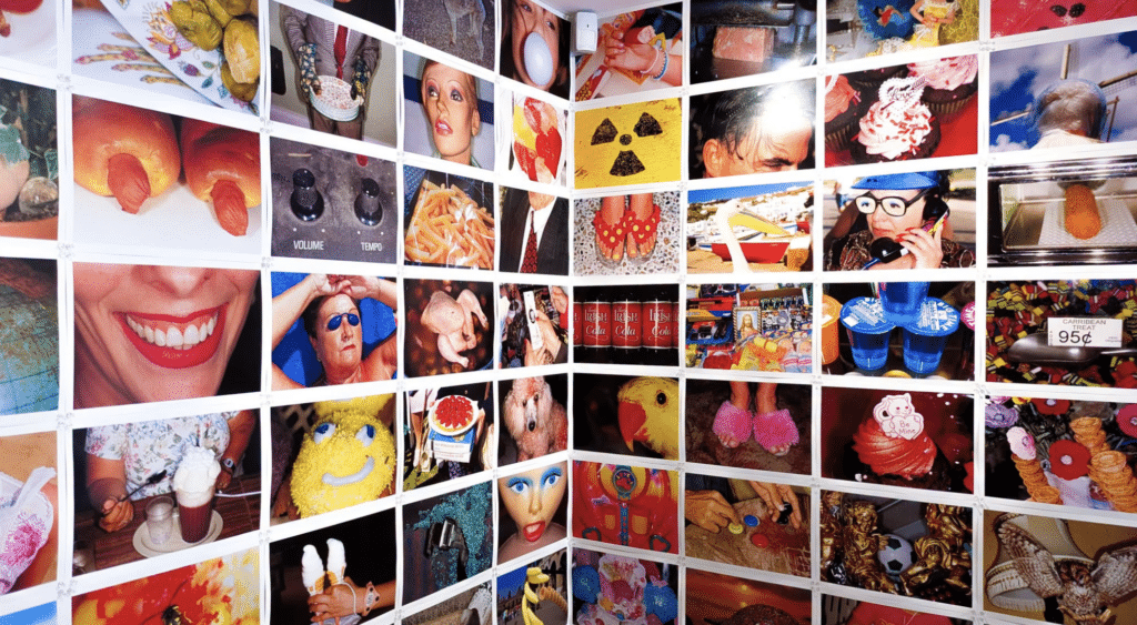 Le regard acéré du photographe Martin Parr à Toulon