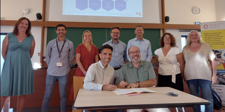 Signature d'une convention de partenariat TechnicAtome - Lycée les Iscles (Crédit DR)