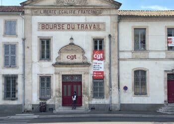 La Bourse du travail d'Arles (Crédit Gomet')