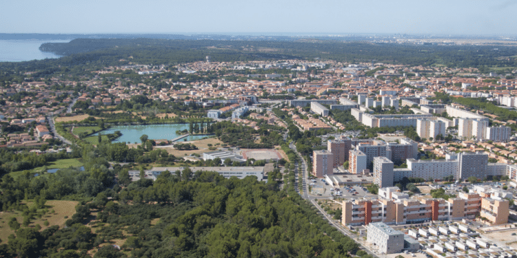Avec 65 % de son territoire constitué de terres naturelles, dont 22 % de terres agricoles (565 hectares), la commune de Miramas dispose d’une réserve foncière qu’elle souhaite préserver et valoriser.