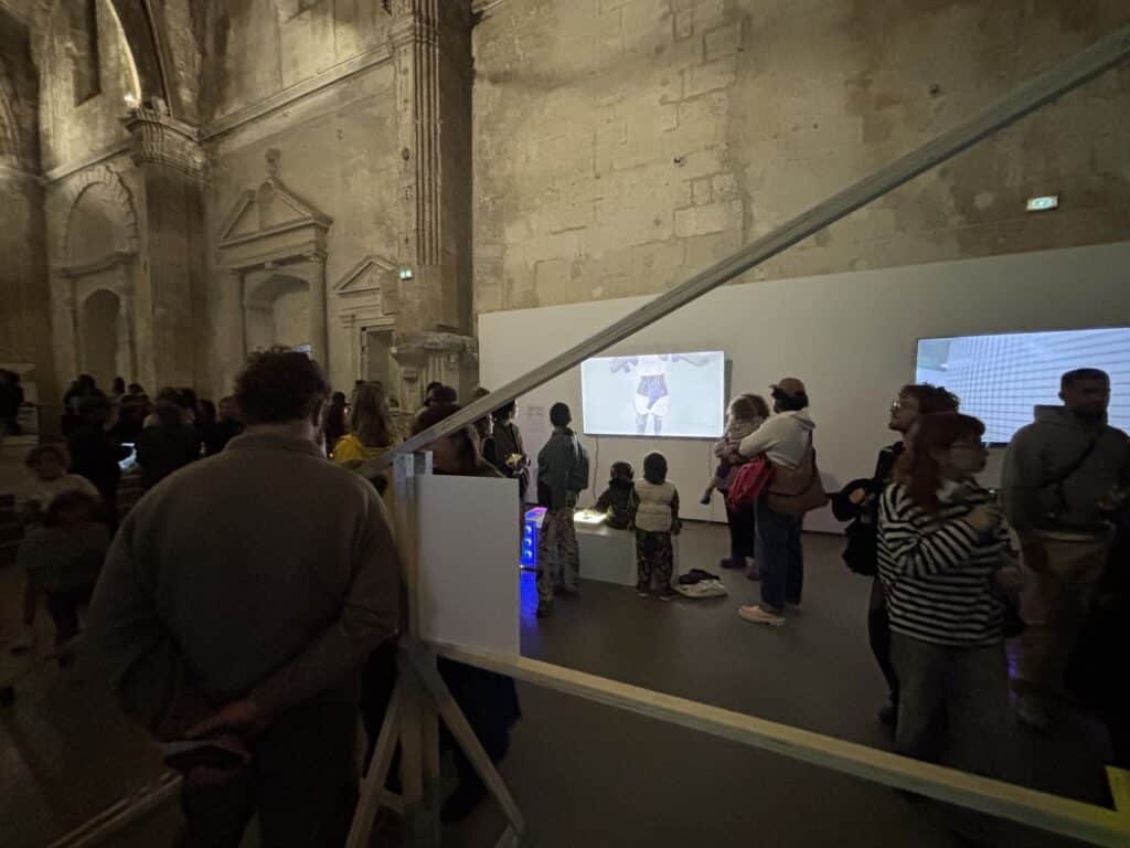 Soirée d'ouverture d'Octobre numérique à Arles vendredi 9 octobre à La Chapelle des Trinitaires (Crédit Gomet')
