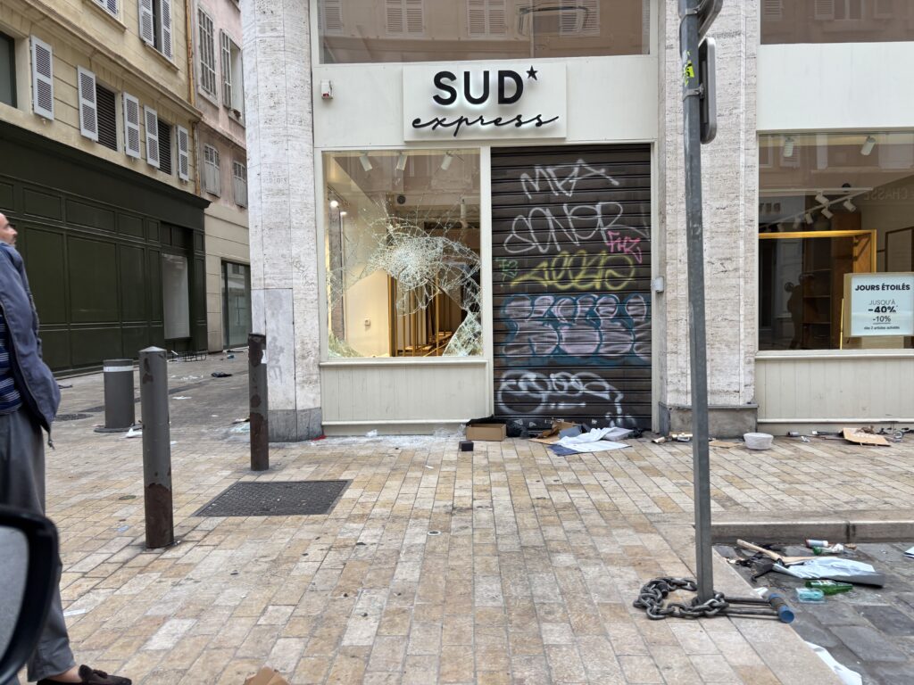 commerces Marseille émeutes