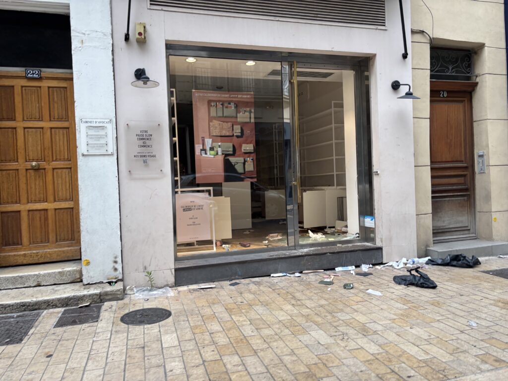 commerces Marseille émeutes