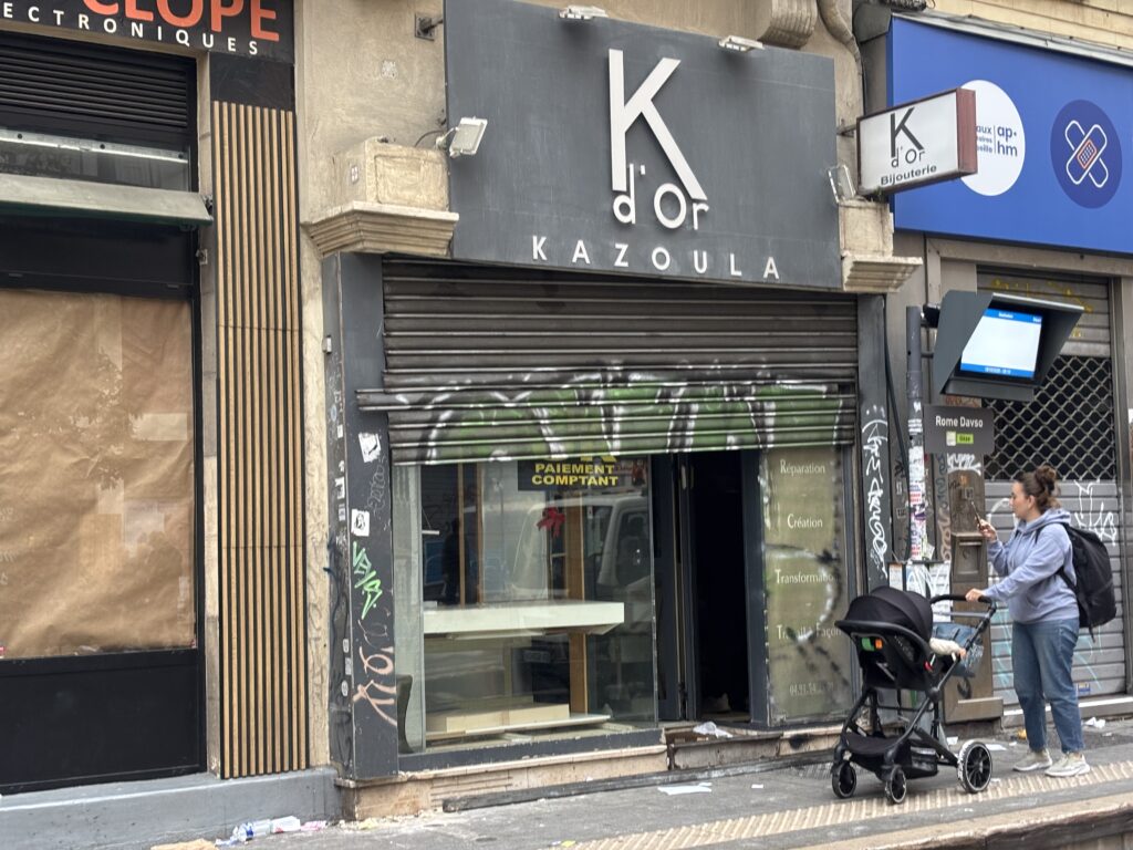commerces Marseille émeutes
